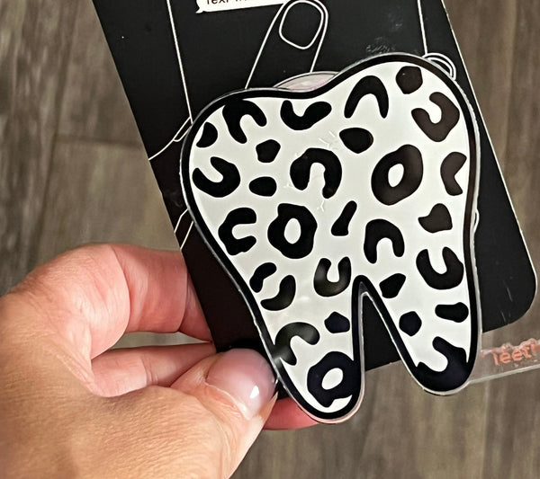 Leopard Phone Grip
