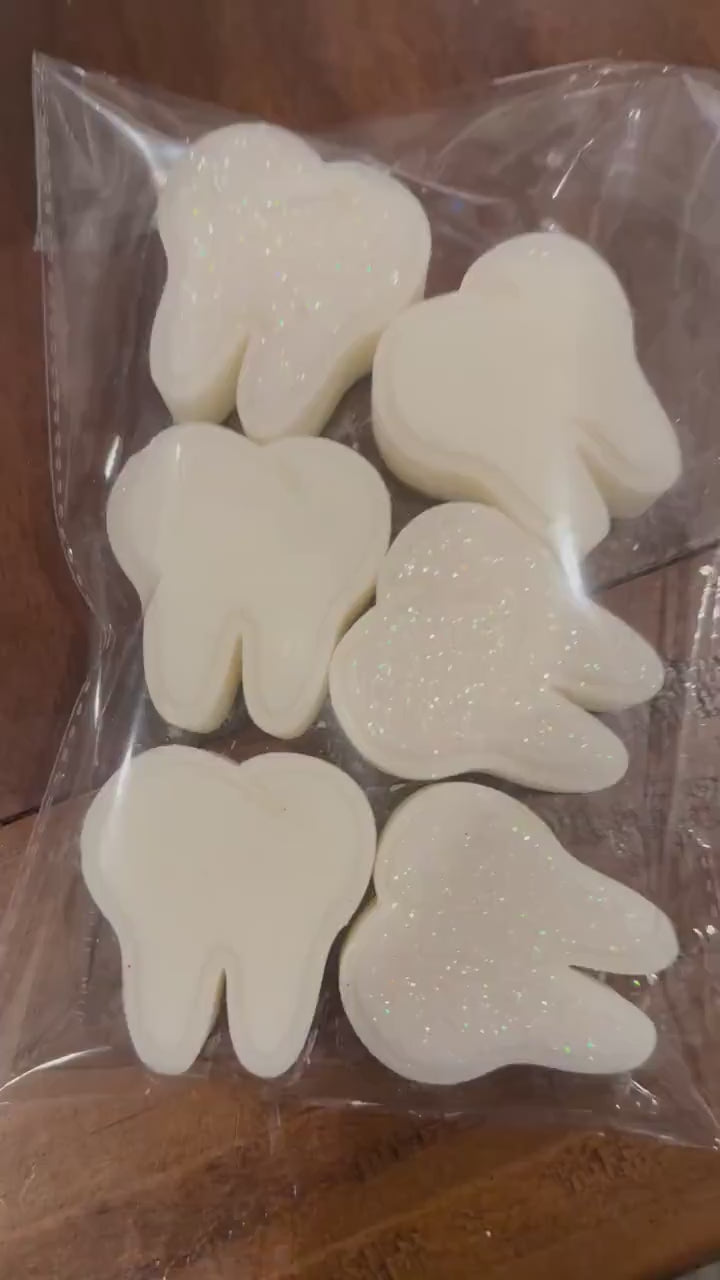 Tooth Wax Melts: Soy Wax