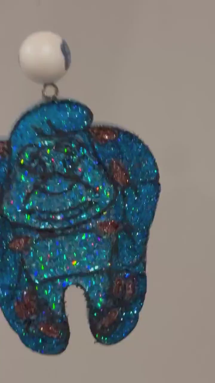 Tooth Car Freshener: Dental Office Decor