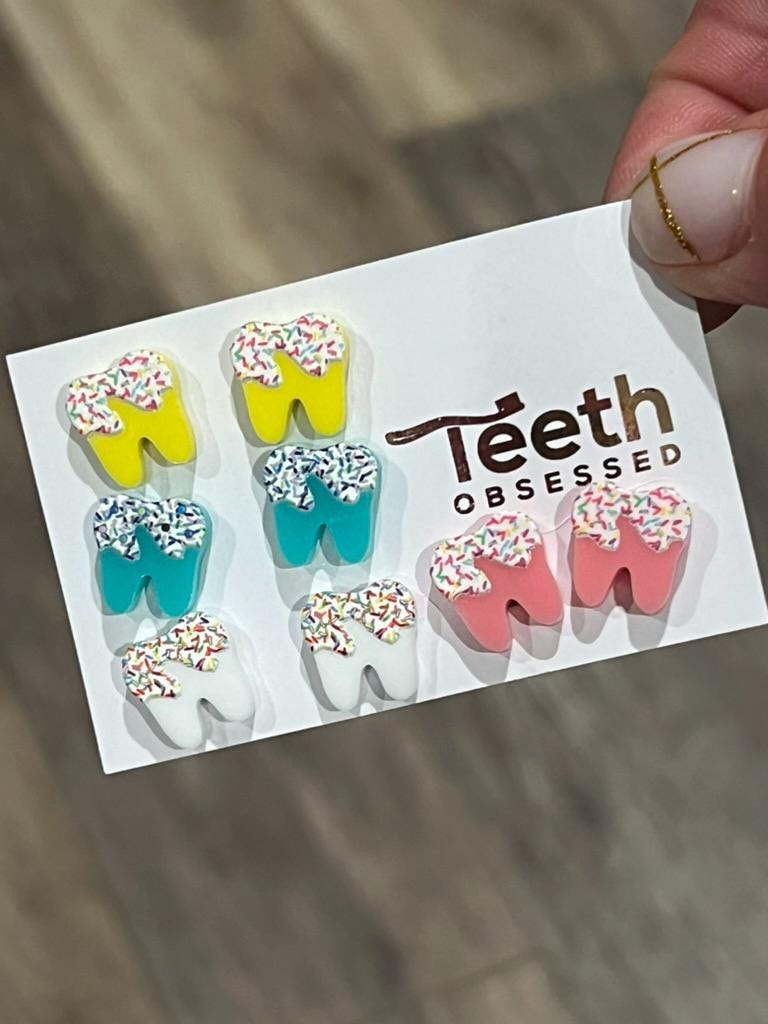 Cupcake Dental Earrings, Teeth Earrings, Tooth Earrings, Glitter Tooth Earrings, Dental Hygiene Gift Dental Assistant, Dental Graduation