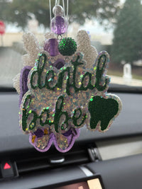 Teeth Obsessed Dental Babe Green Tooth Fresher Freshies with peach scent, vent, and tart flavor on a white background.